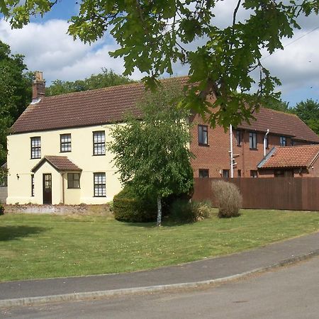Church Farm Guest House Horsford Bagian luar foto
